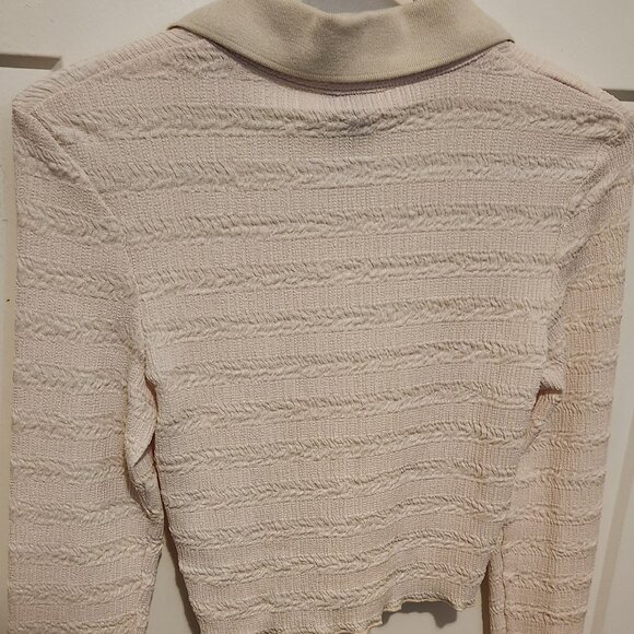 Buttoned Blouse - Picture 2 of 5